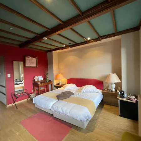 Cosy Hotel